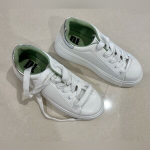 White and Green Women's Sneakers
